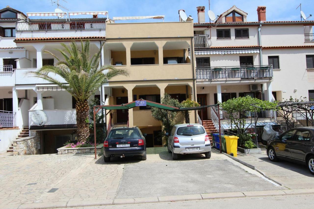 Lora Apartmán