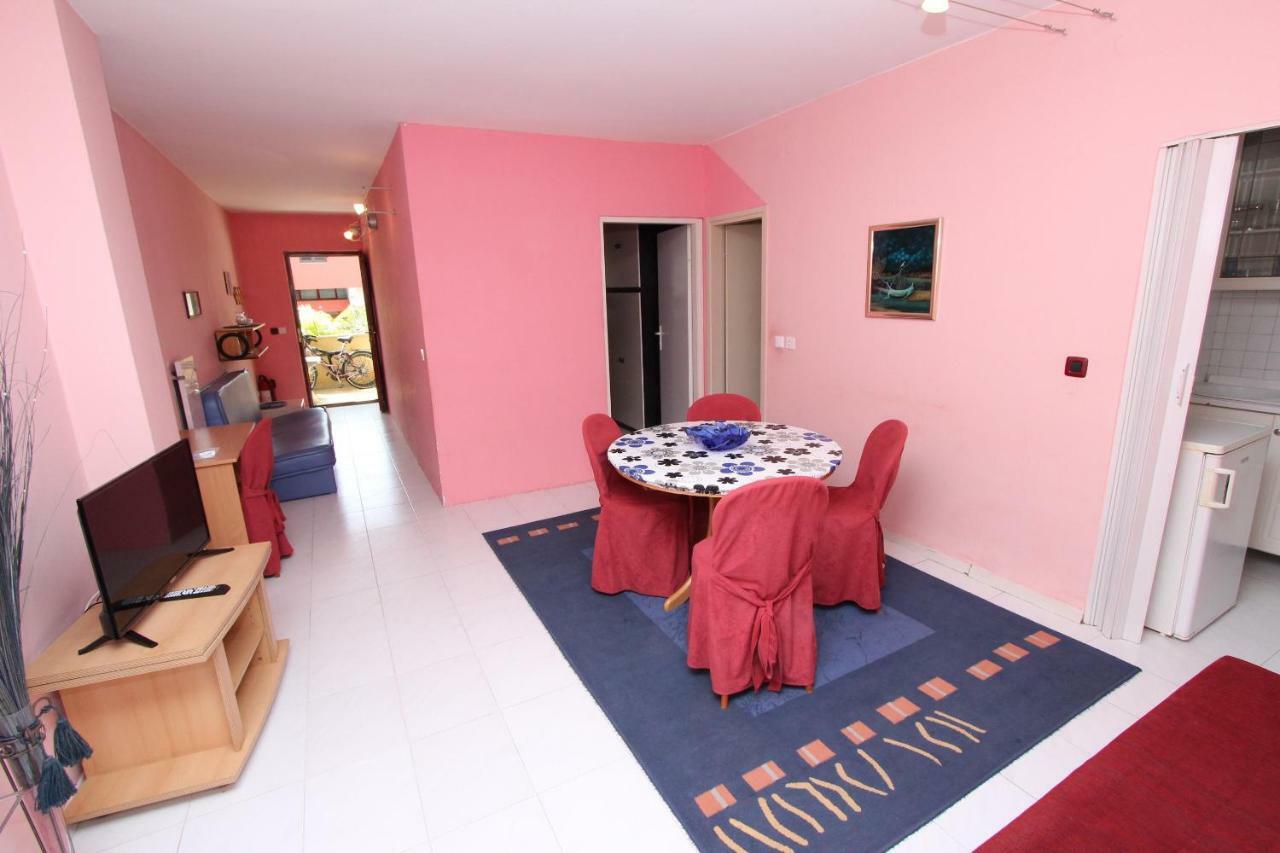 Lora Apartmán