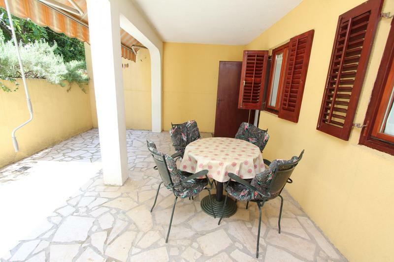 Lora Apartament *
